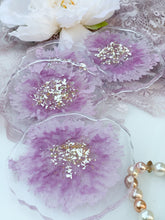 Load image into Gallery viewer, Lacey Lilac- unique, one of a kind, handmade light purple flower resin coaster set for drink, display. Holiday gift. Gift for her